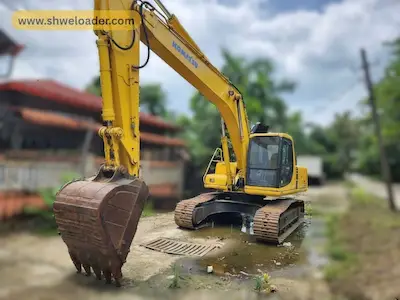 PC220-6 — Photo 2