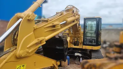 CAT313B — Photo 4