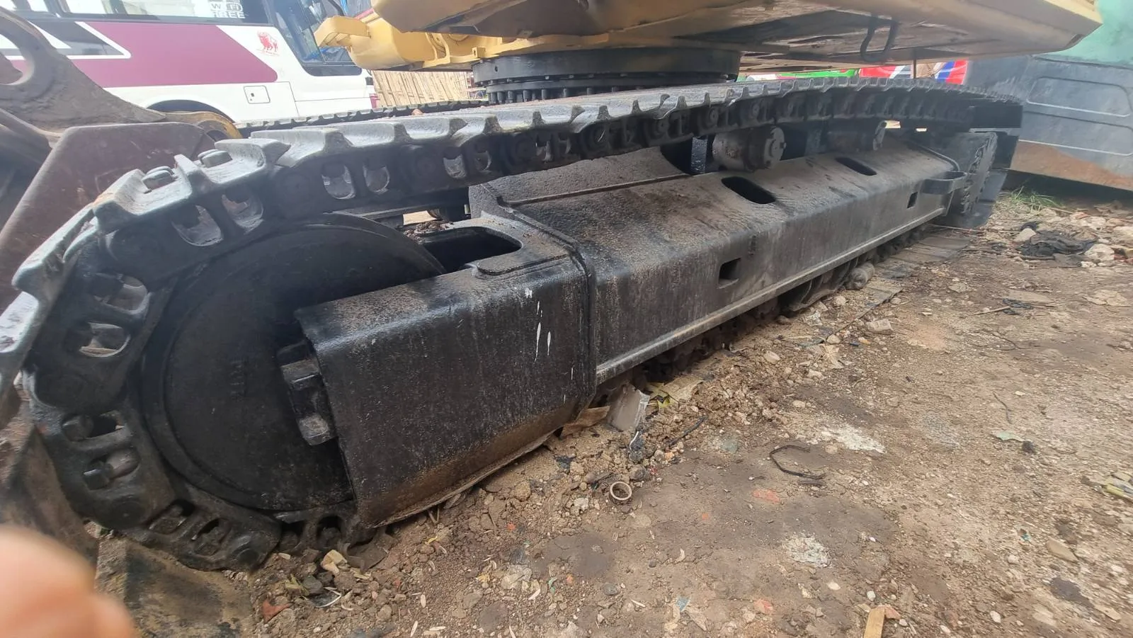CAT320B — Photo 5