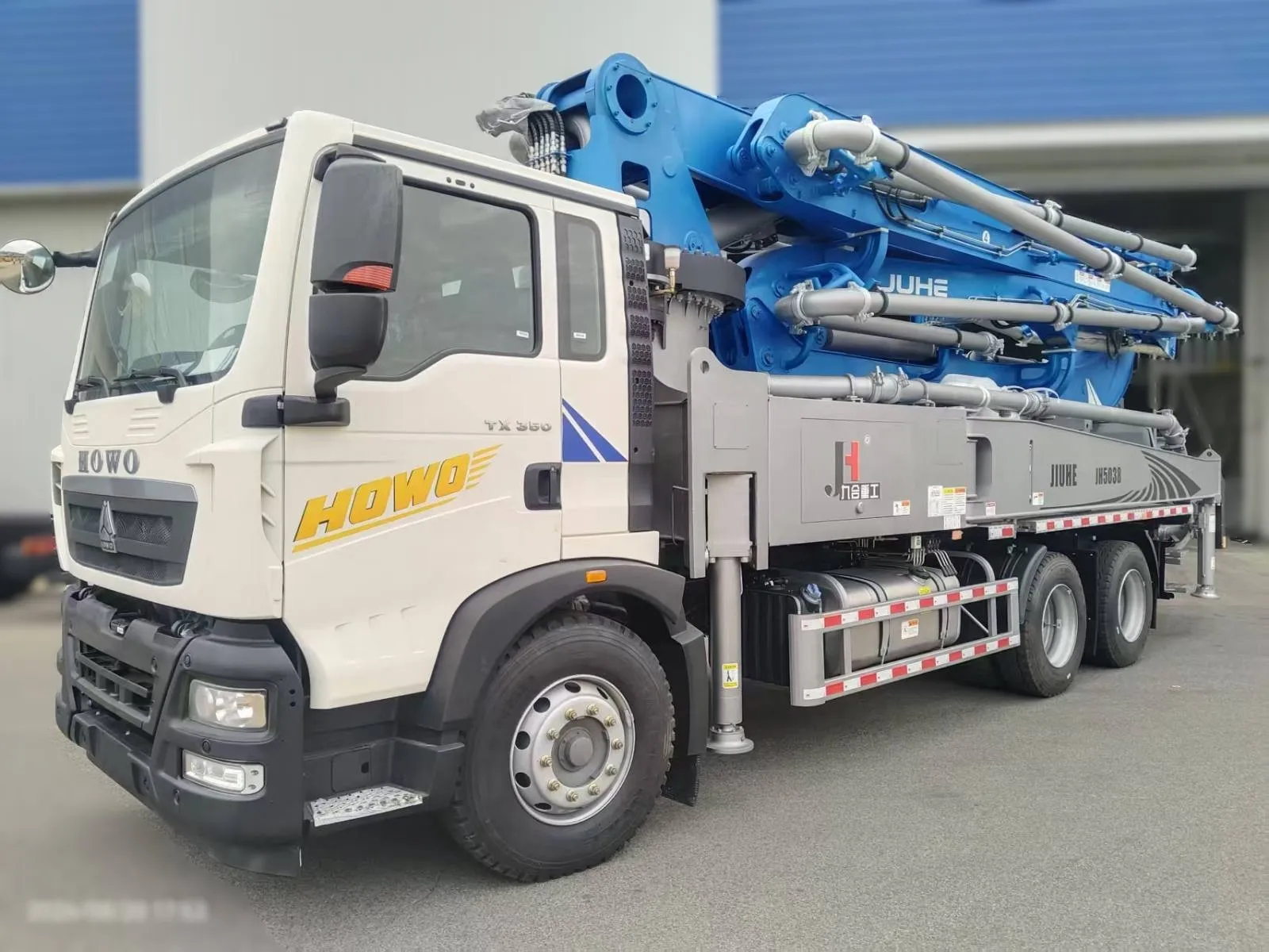 HOWO TX5 — Photo 2