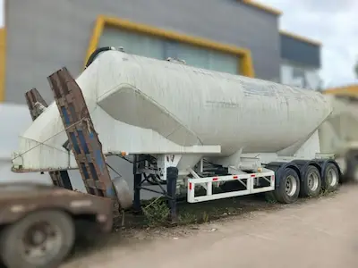 Cement Bulk Carrier Trailer 35m3 — Photo 1